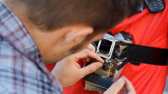 HA E04 - Christmas Diffusing Bomb